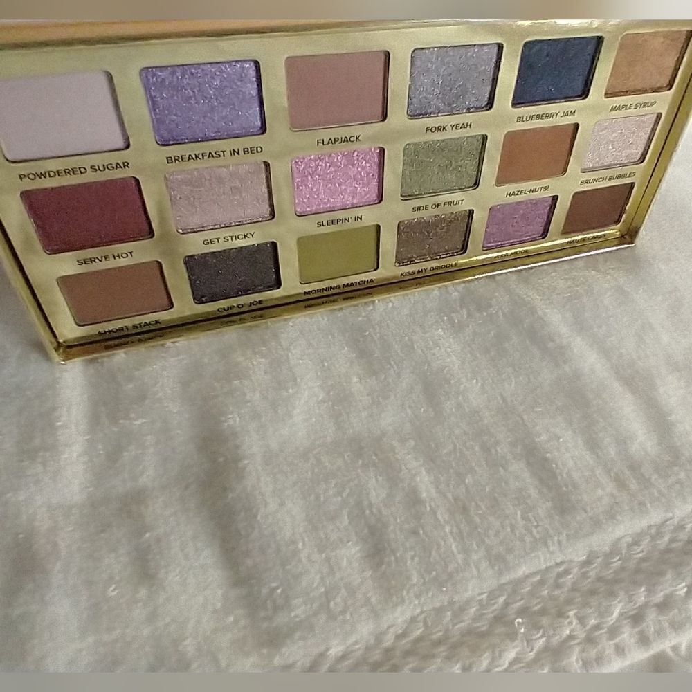 Waffle Makeup Duo - Picture 3 of 8